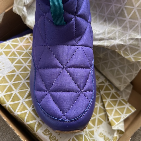 NEW TEVA YOUTH EMBER MID - Picture 2 of 5